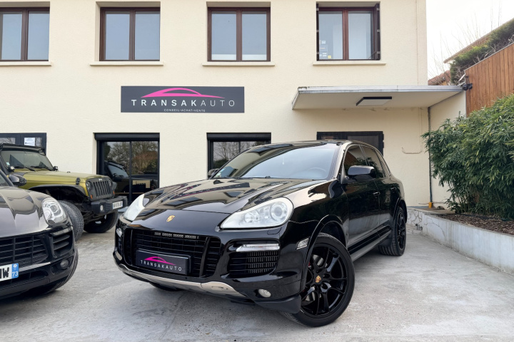 PORSCHE CAYENNE