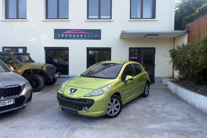 PEUGEOT 207