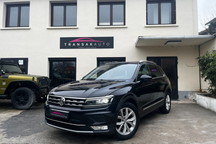 VOLKSWAGEN TIGUAN